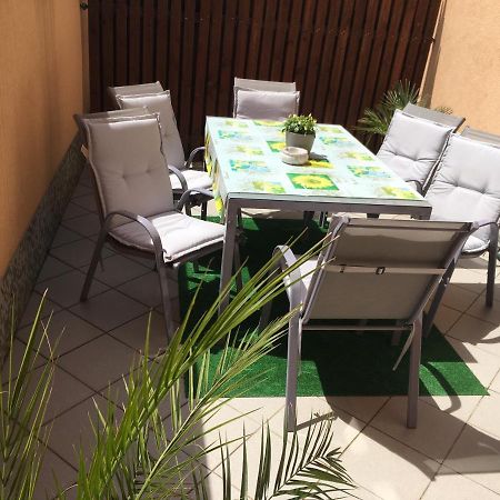 Apartman Slunecnice S Terasou Ceske Budejovice Kültér fotó