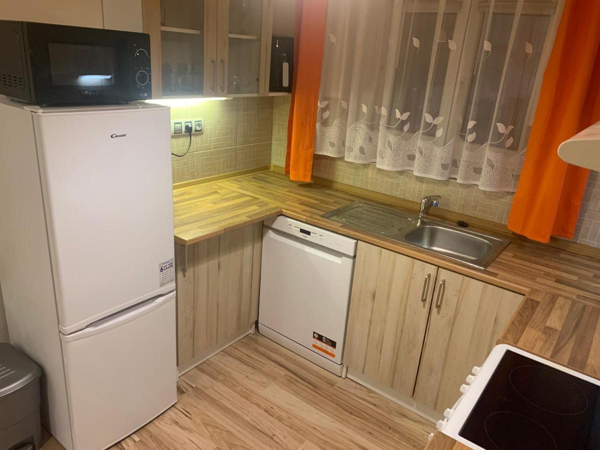 Apartman Slunecnice S Terasou Ceske Budejovice Kültér fotó